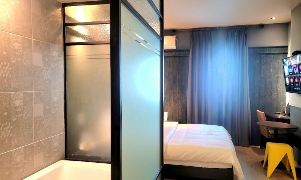 Jinhae Pasta Hotel 46/47