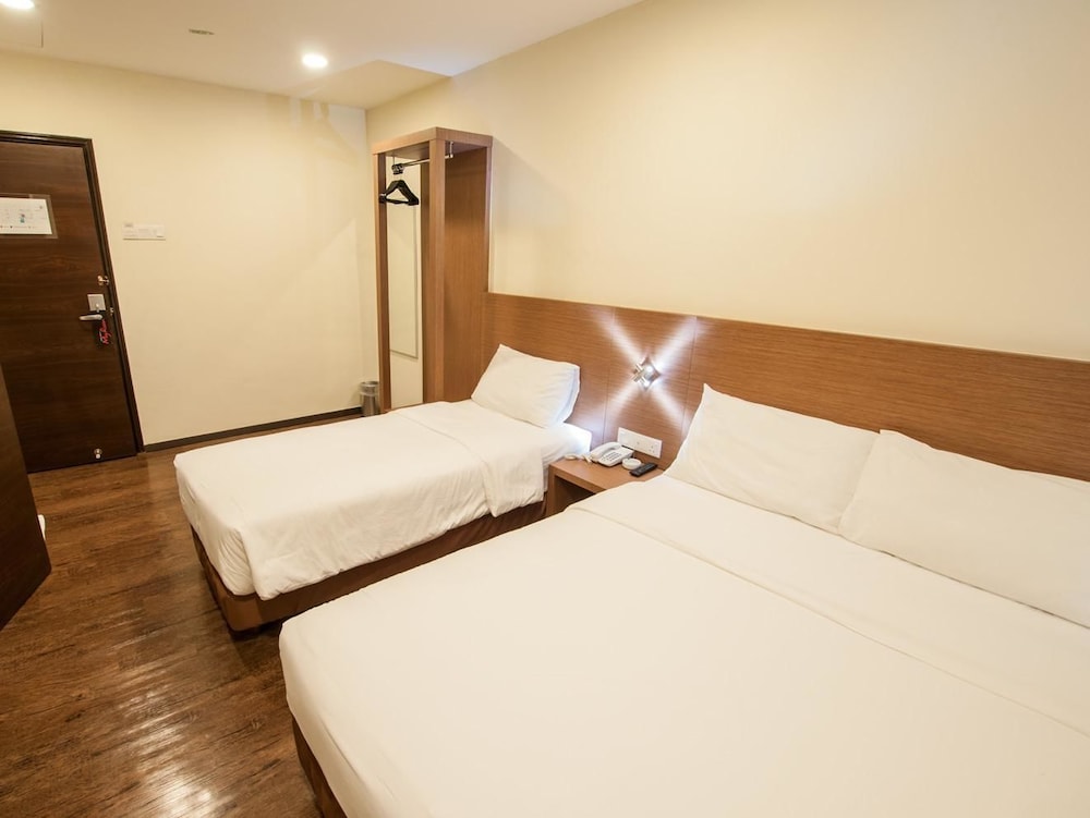 Nagoya Inn Hotel 8/38