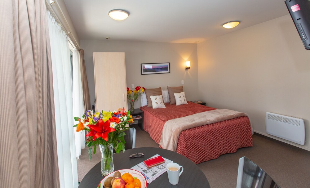 Cranford Oak Motel 17/46