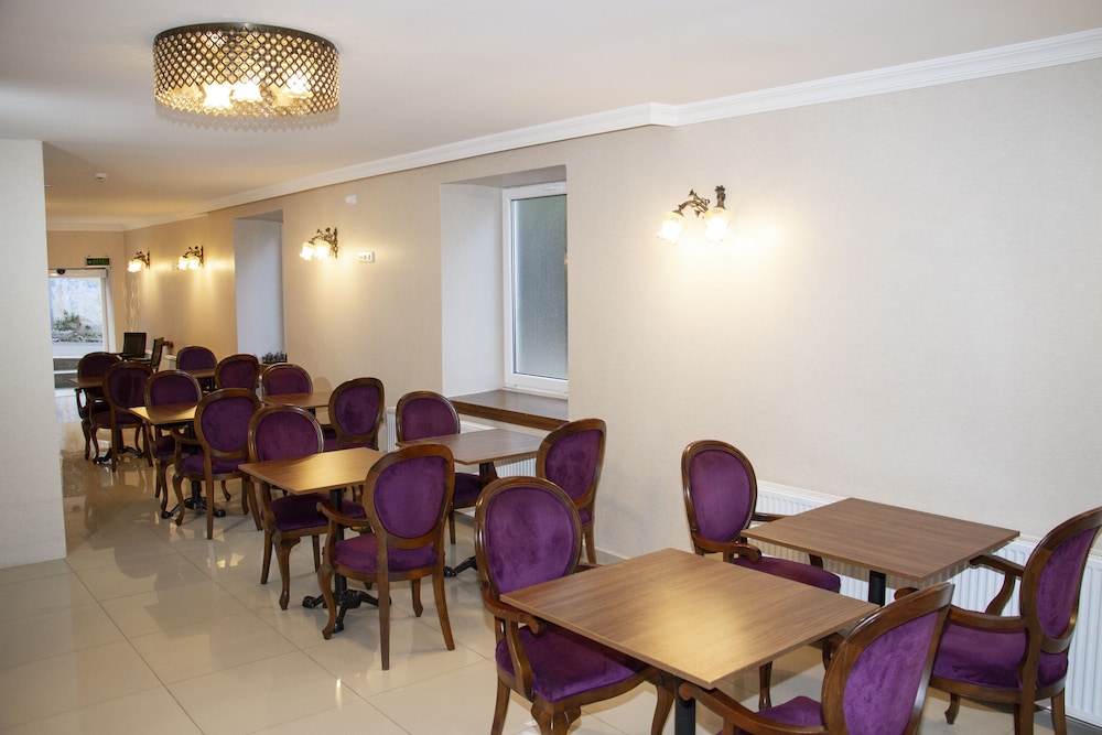 Petit Boutique Hotel 31/46