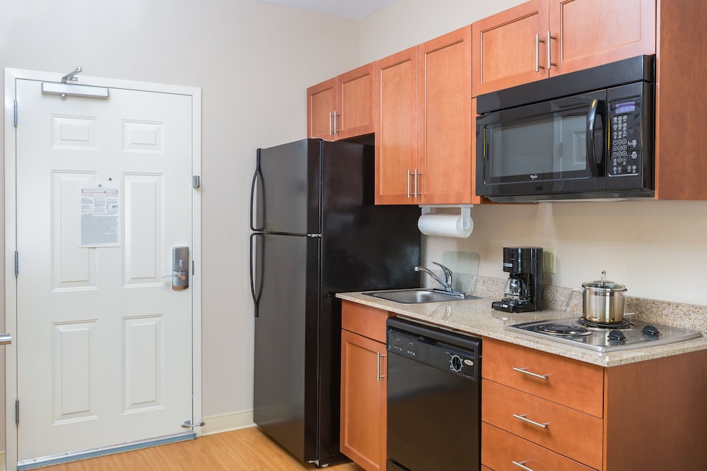 Candlewood Suites Apex Raleigh Area 43/50
