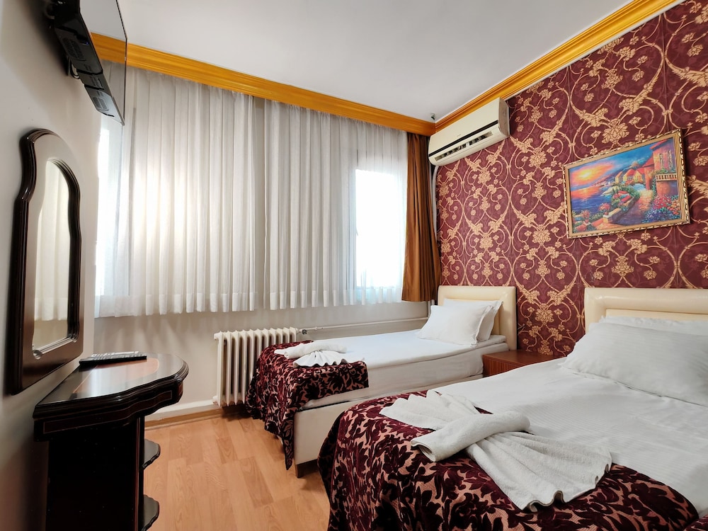 Sirkeci Emek Hotel 22/64
