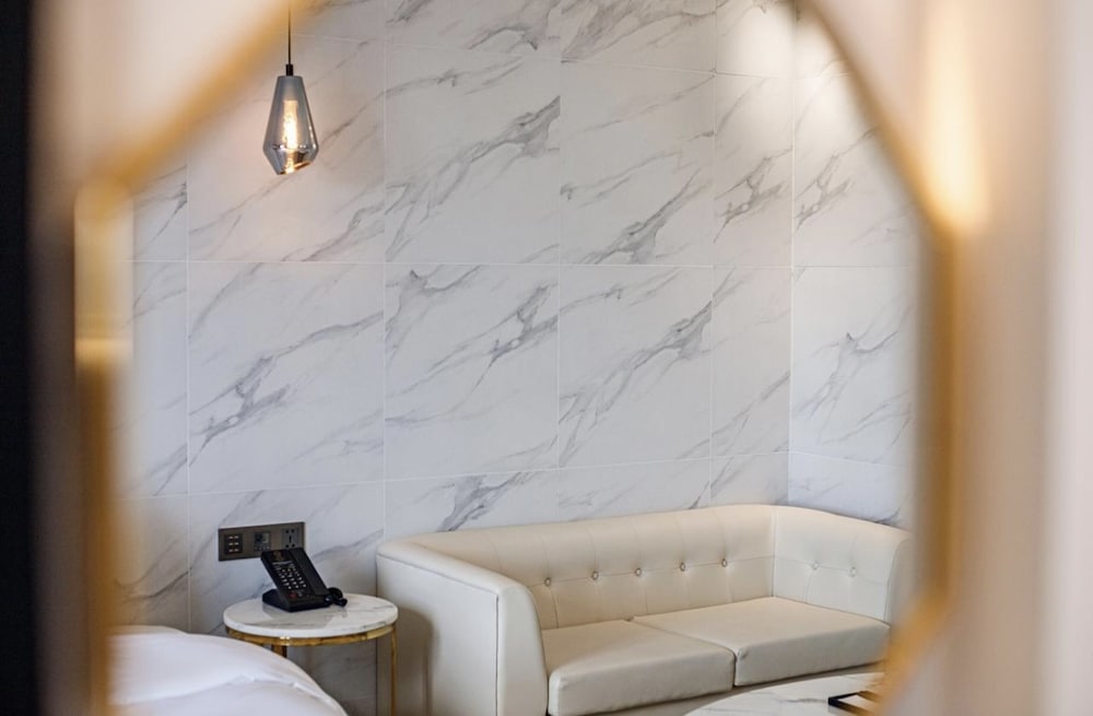 Ava Hotel Songjeong 16/37