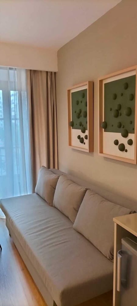 Zalle Oviedo Suites 5/15
