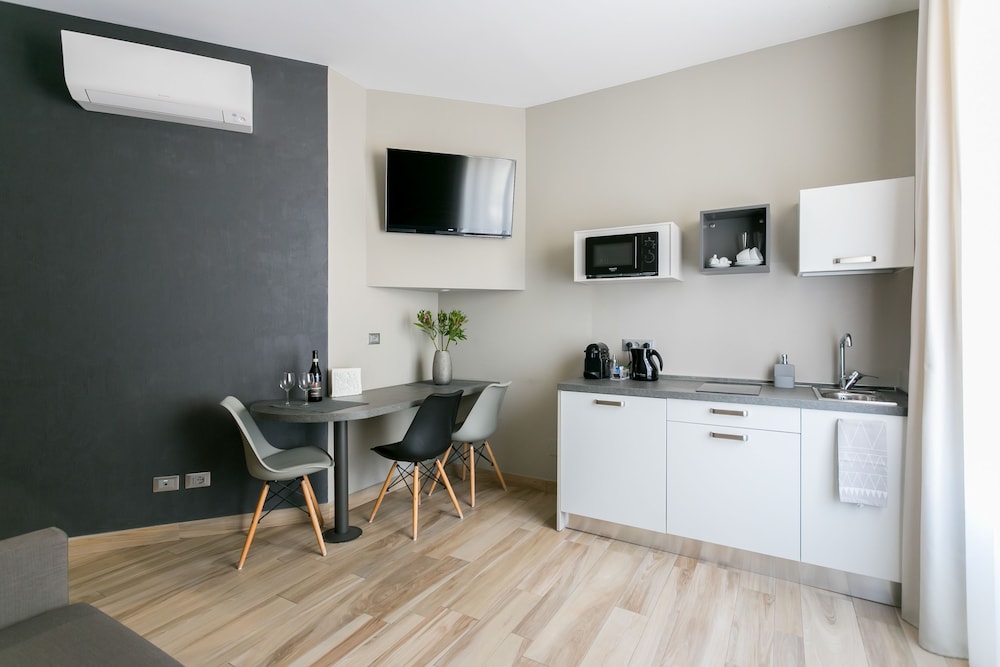 Aparthotel Durini 66/74