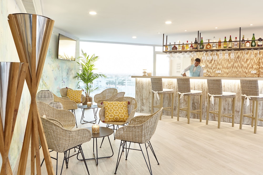 Universal Hotel Perla 29/50