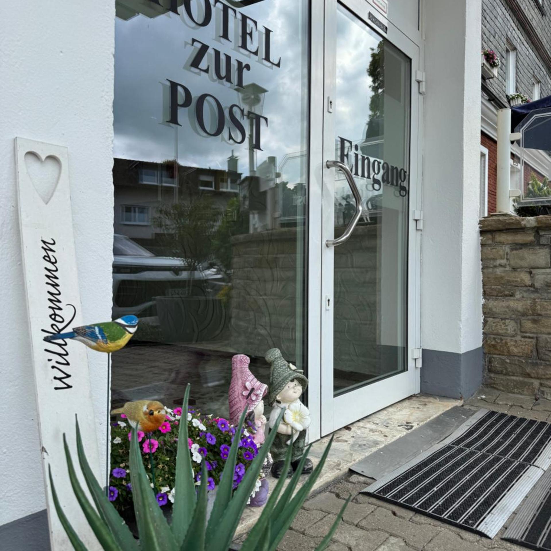 Zur Post Hotel 12/54