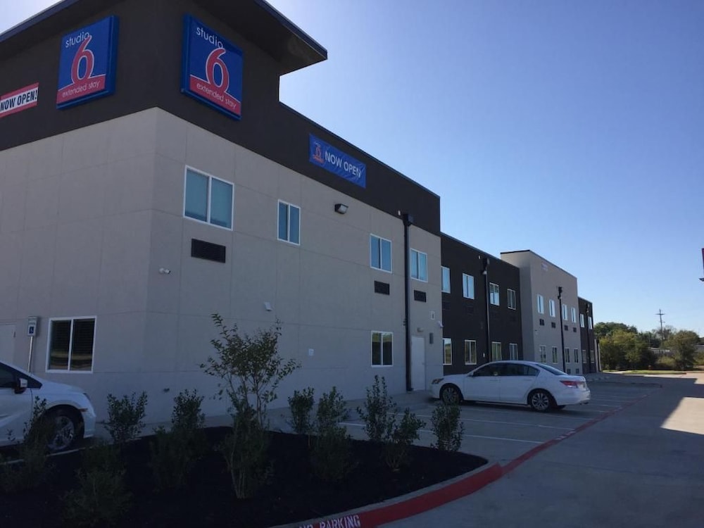 Studio6 Mesquite, TX - Dallas in BALCH SPRINGS - TX