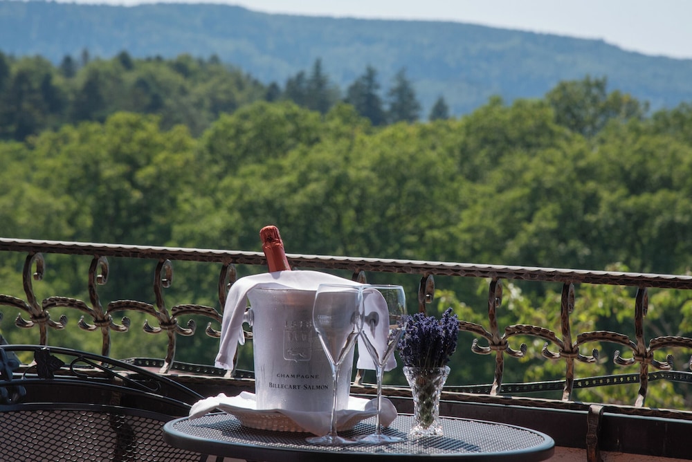 Hotel Restaurant Vinothek Lamm 37/69