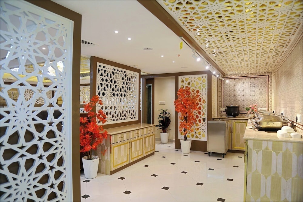 Hotel Hyderabad Grand 4/42