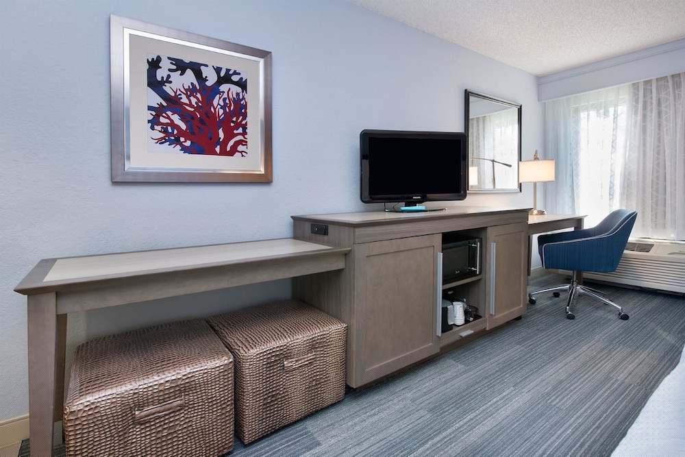 HAMPTON INN NAPLES I-75 49/59