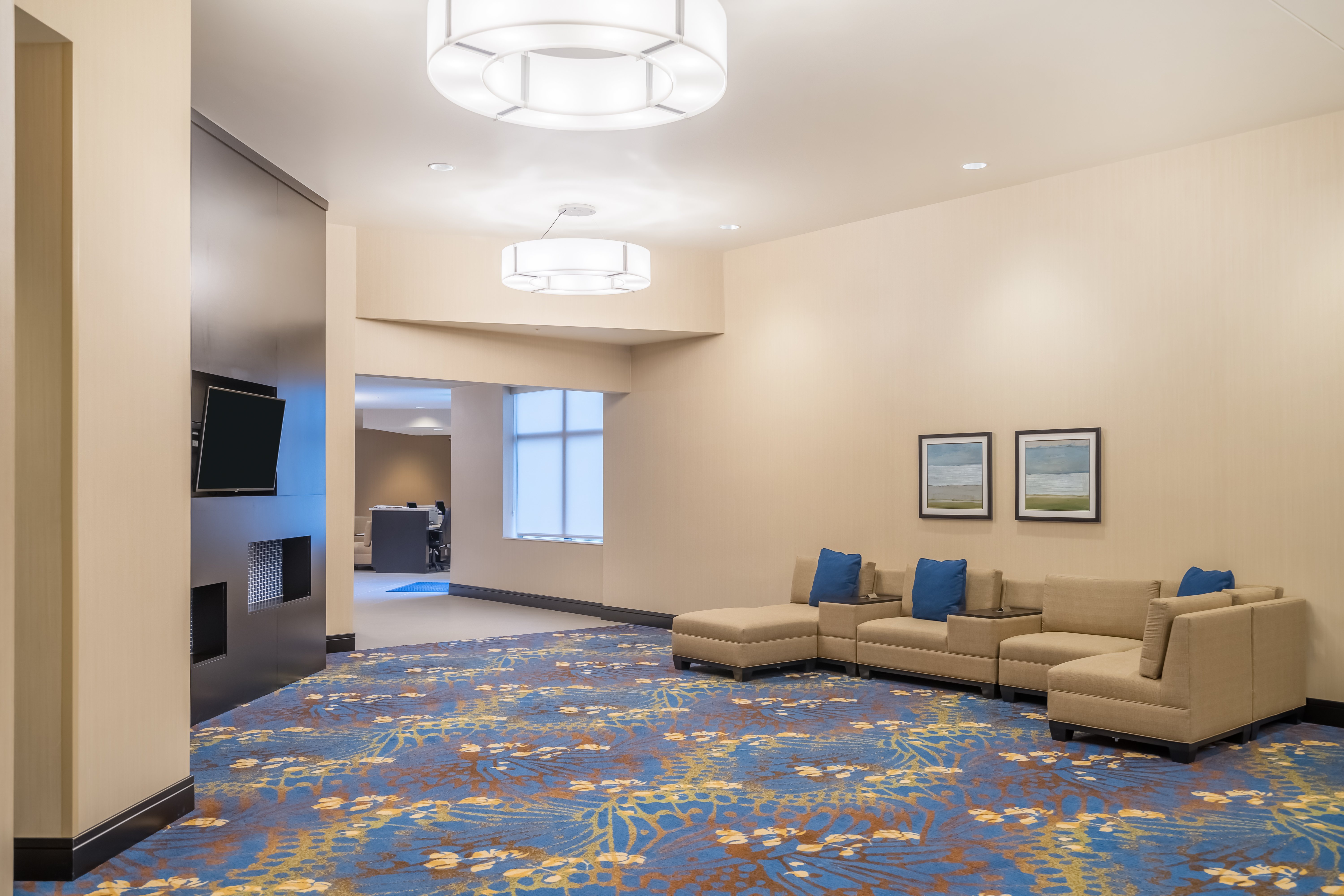 Holiday Inn Terre Haute 23/34
