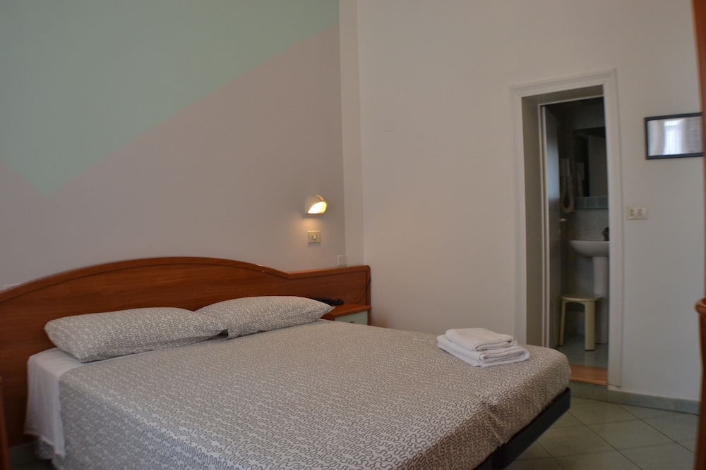 غرفة بسرير مزدوج أو سريرين منفصلين، Hotel Villa Caterina 3/10