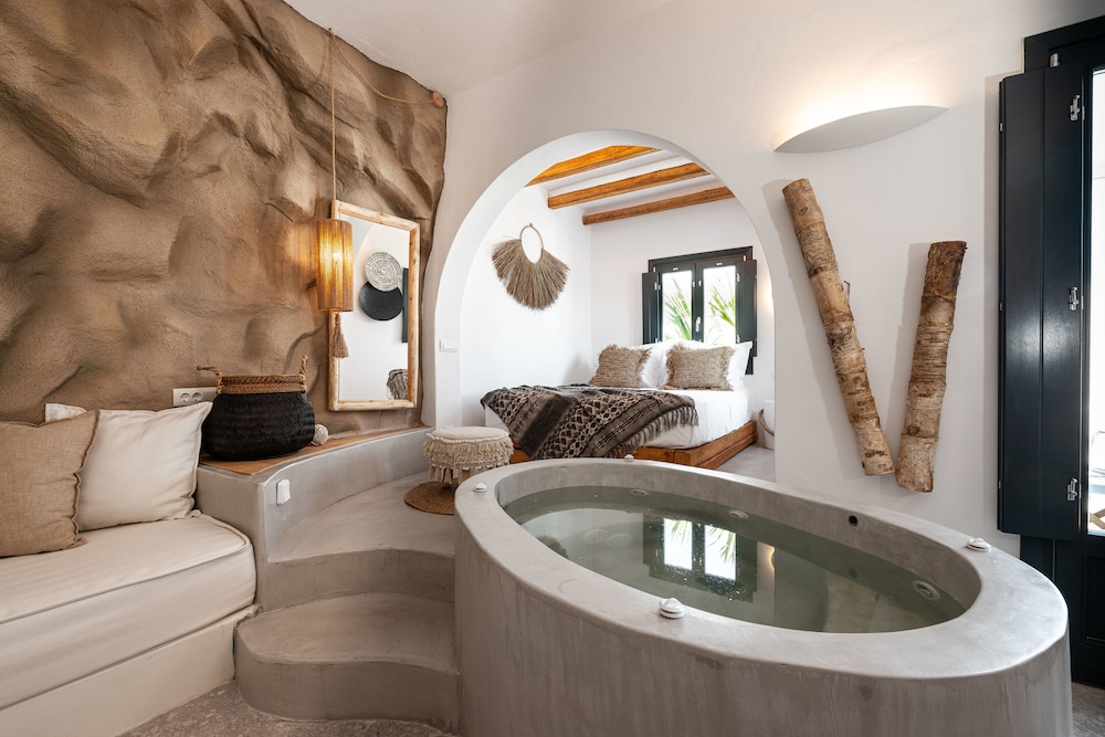 Sandaya Luxury Suites 40/74