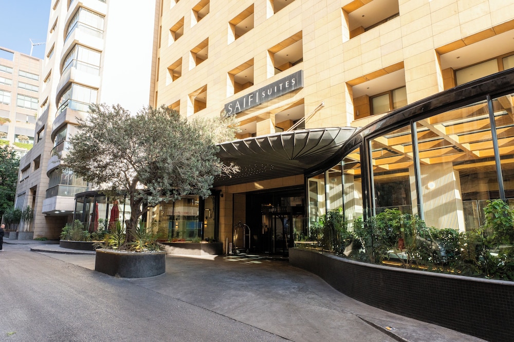 Saifi Suites 68/71
