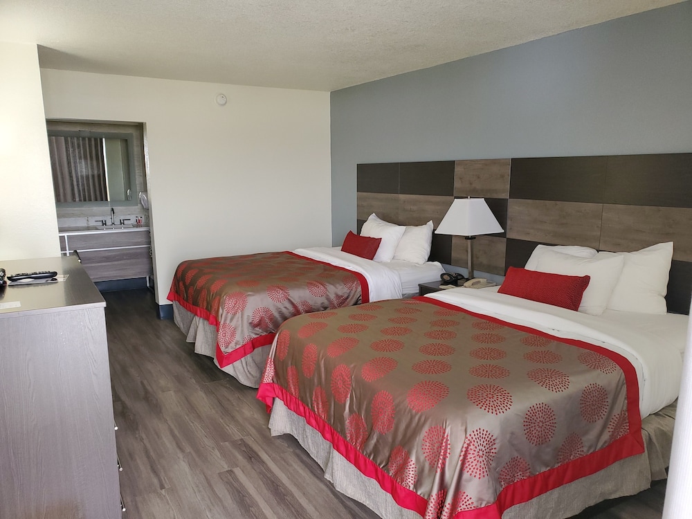 Ramada by Wyndham North Platte & Sandhills Convention Ctr 10/35
