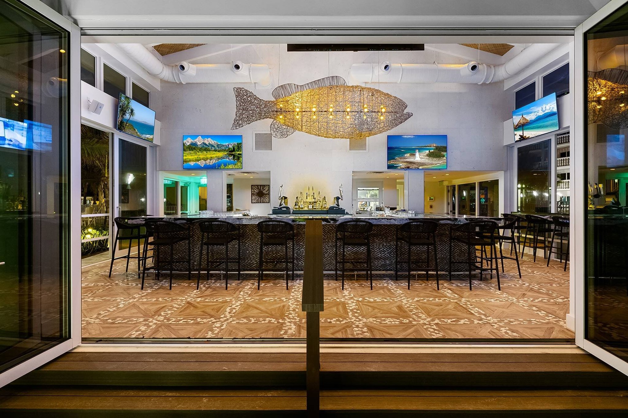 Beachcomber Oceanfront Resort Villas 50/71