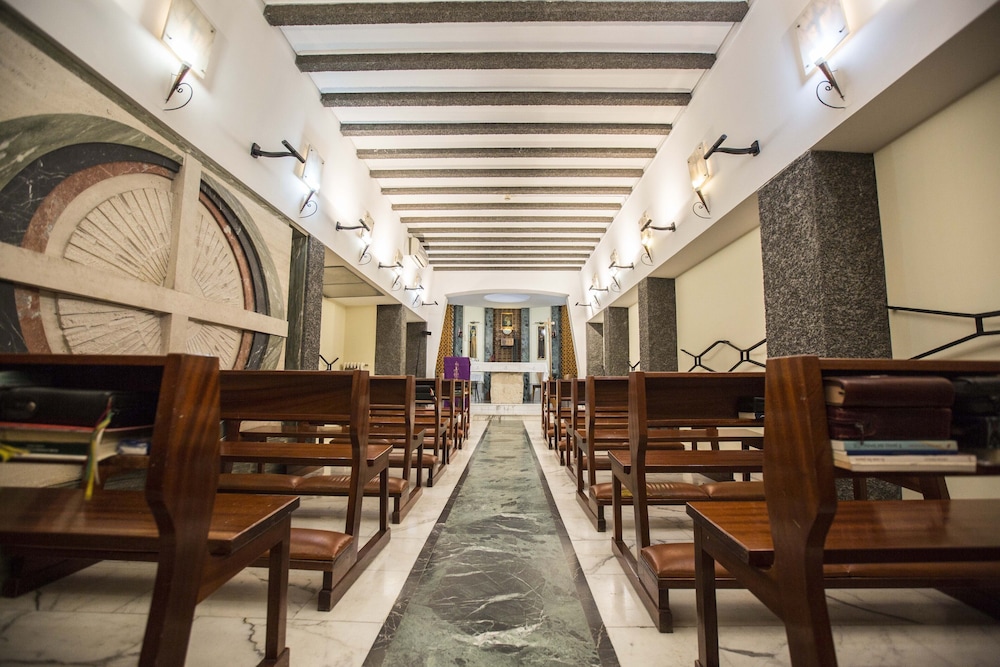 Istituto Piccole Ancelle Di Cristo Re 23/41