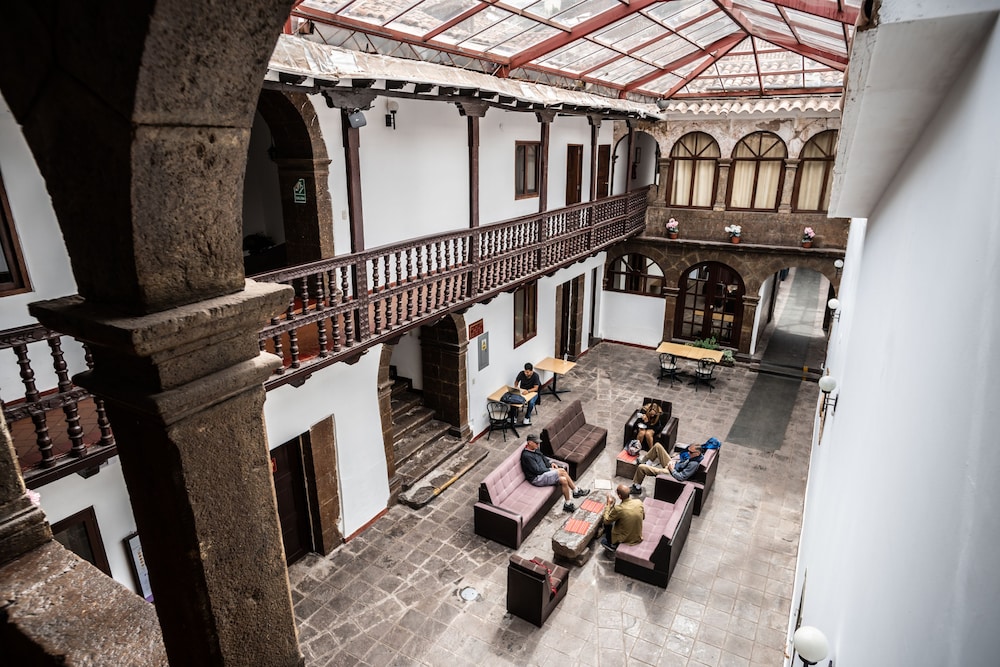 Cusco Plaza Nazarenas 54/71