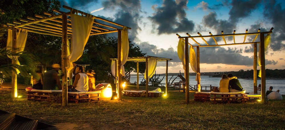 Hotel Marinas Resort 48/50