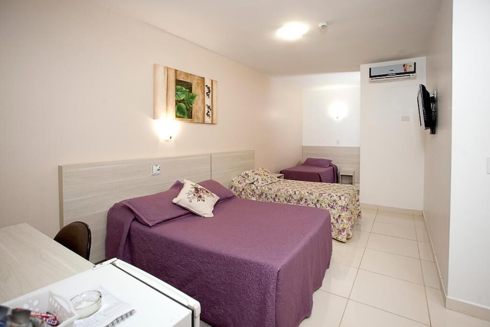 Alves Hotel 22/50