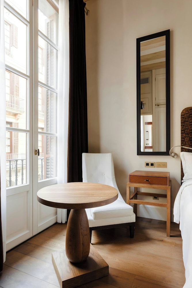Hotel DO Plaça Reial 25/67