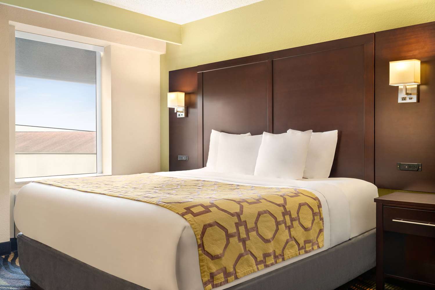 Baymont By Wyndham Georgetown 20/37