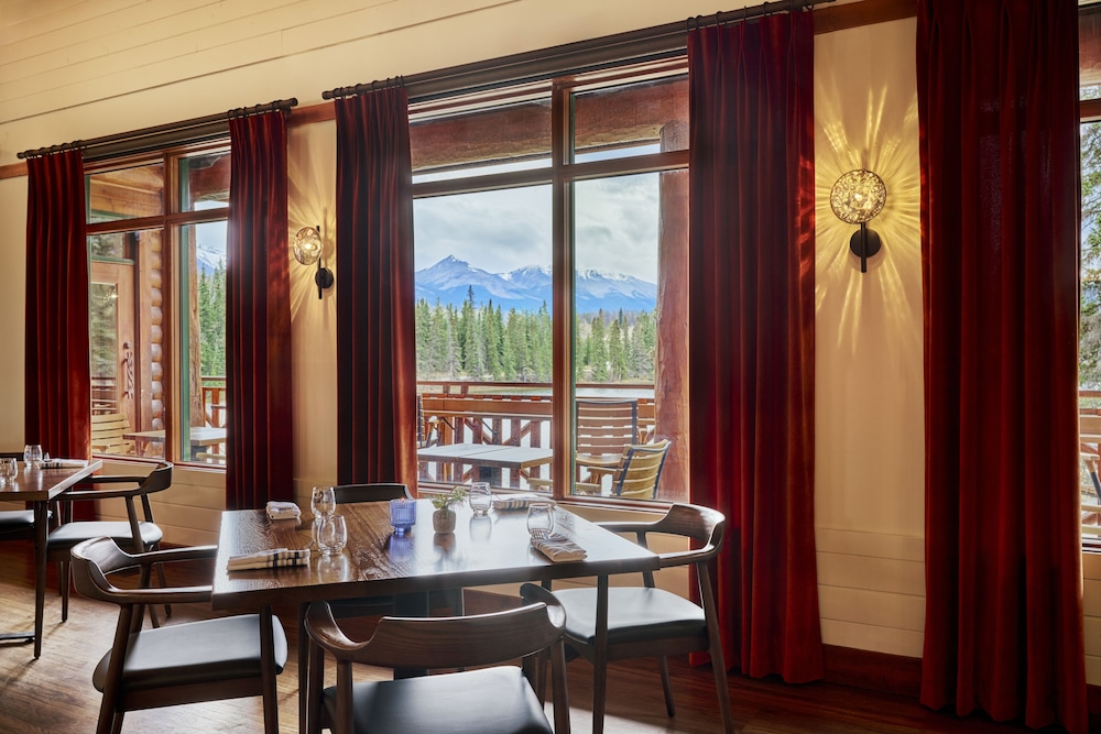 Pyramid Lake Resort 30/48