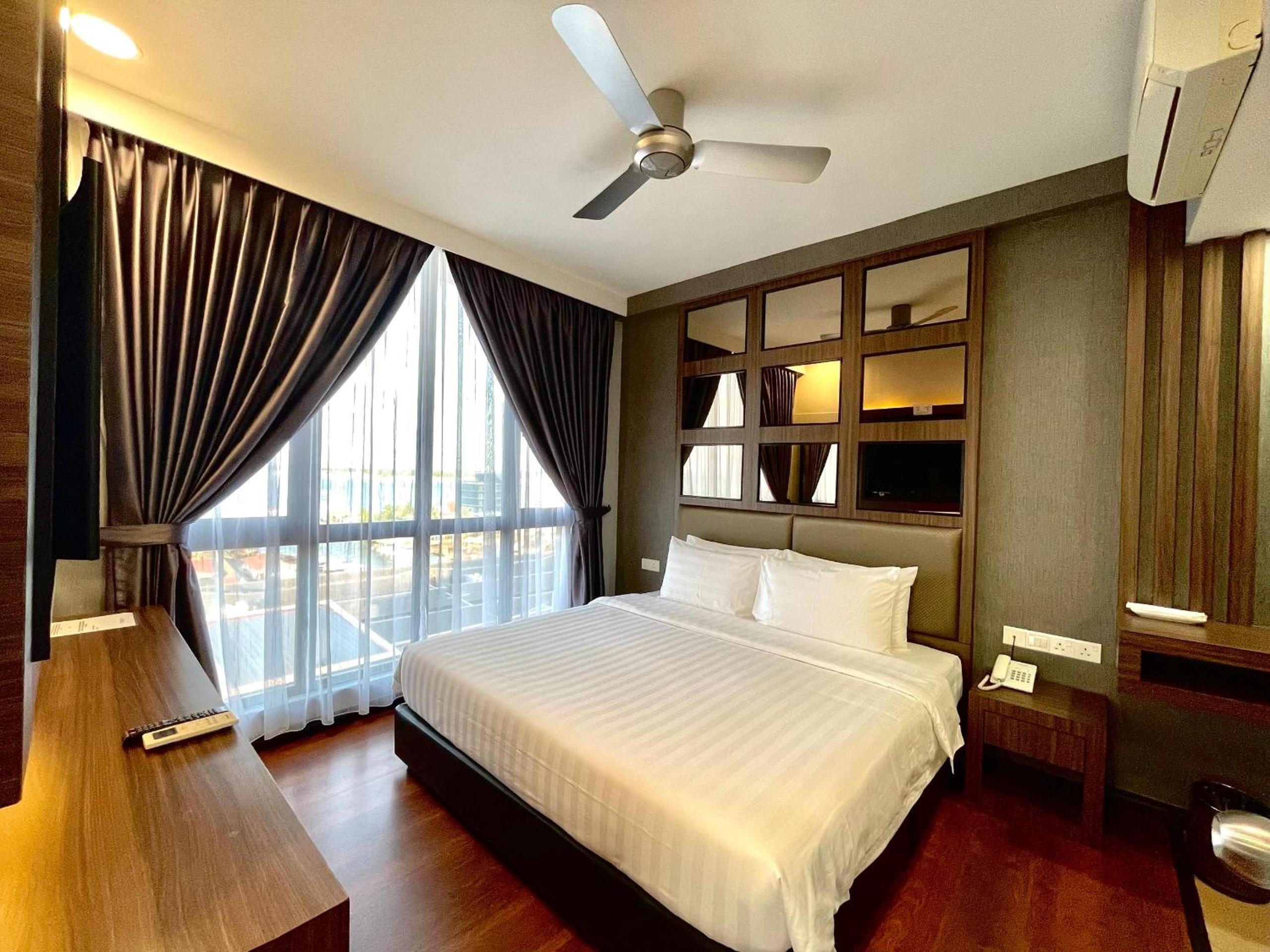 جناح، Grace Hotel Semporna 2/4
