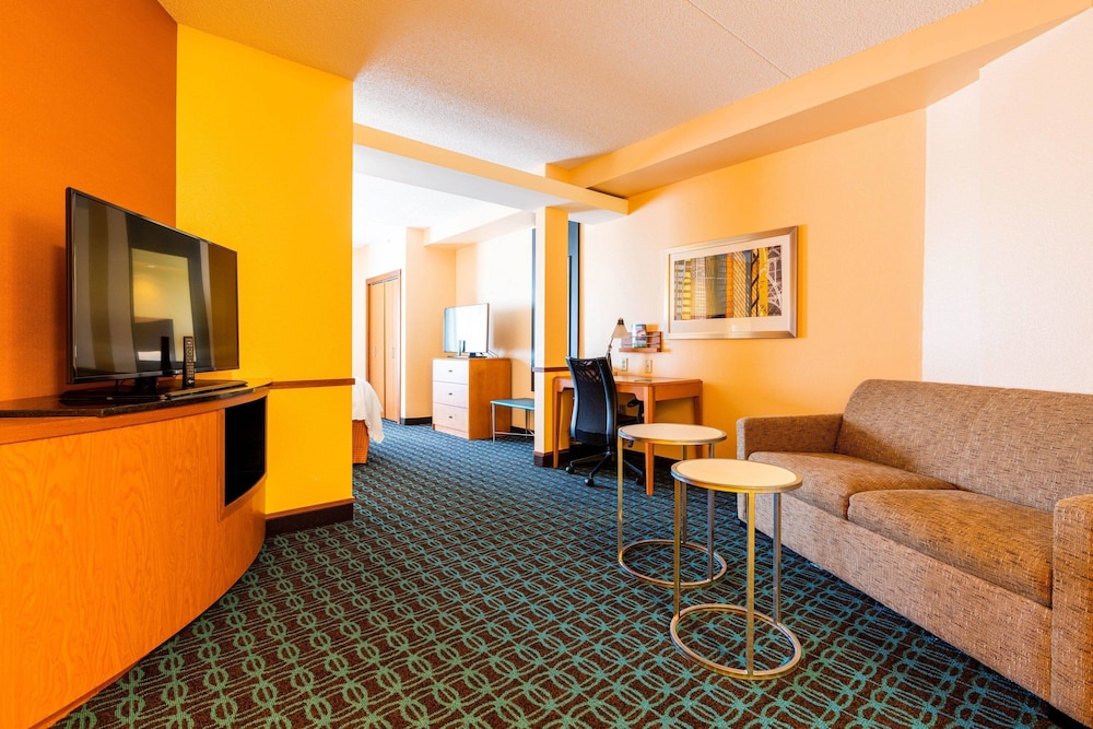 Fairfield Inn And Suites Bedford 13/36