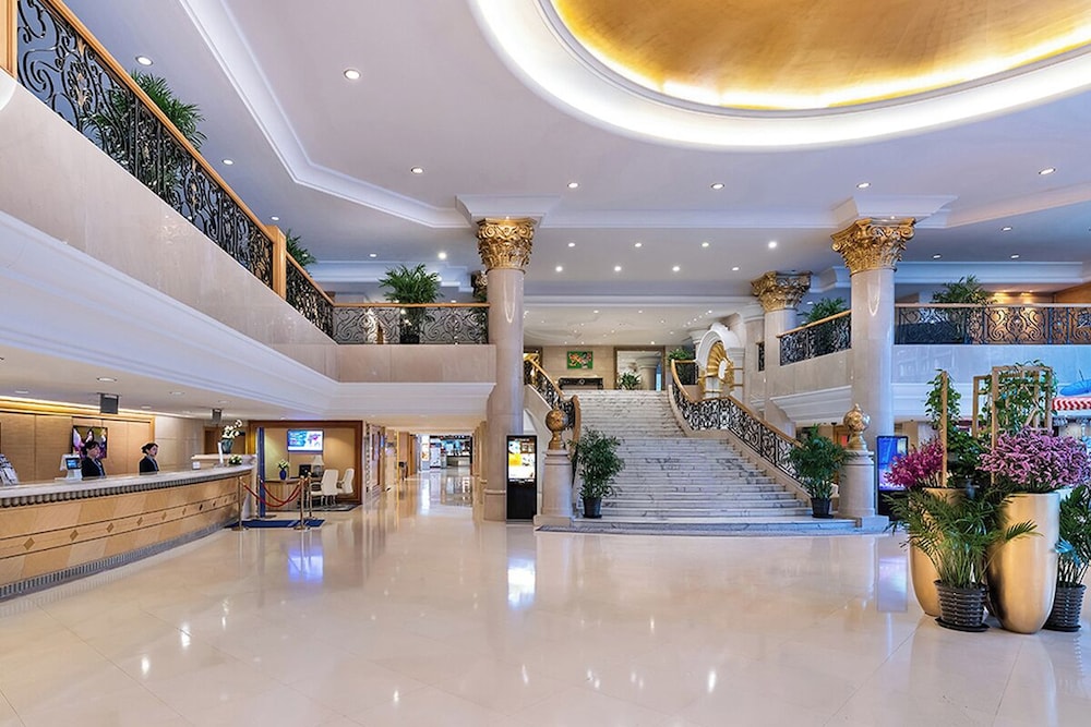 Peace Hotel Beijing(ex Novotel Peace Hotel Beijing) 9/71