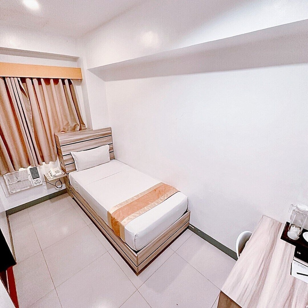 Travelbee Fuente Inn 23/52