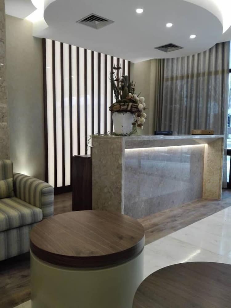 Lobby at Hotel Do Centro, FUNCHAL