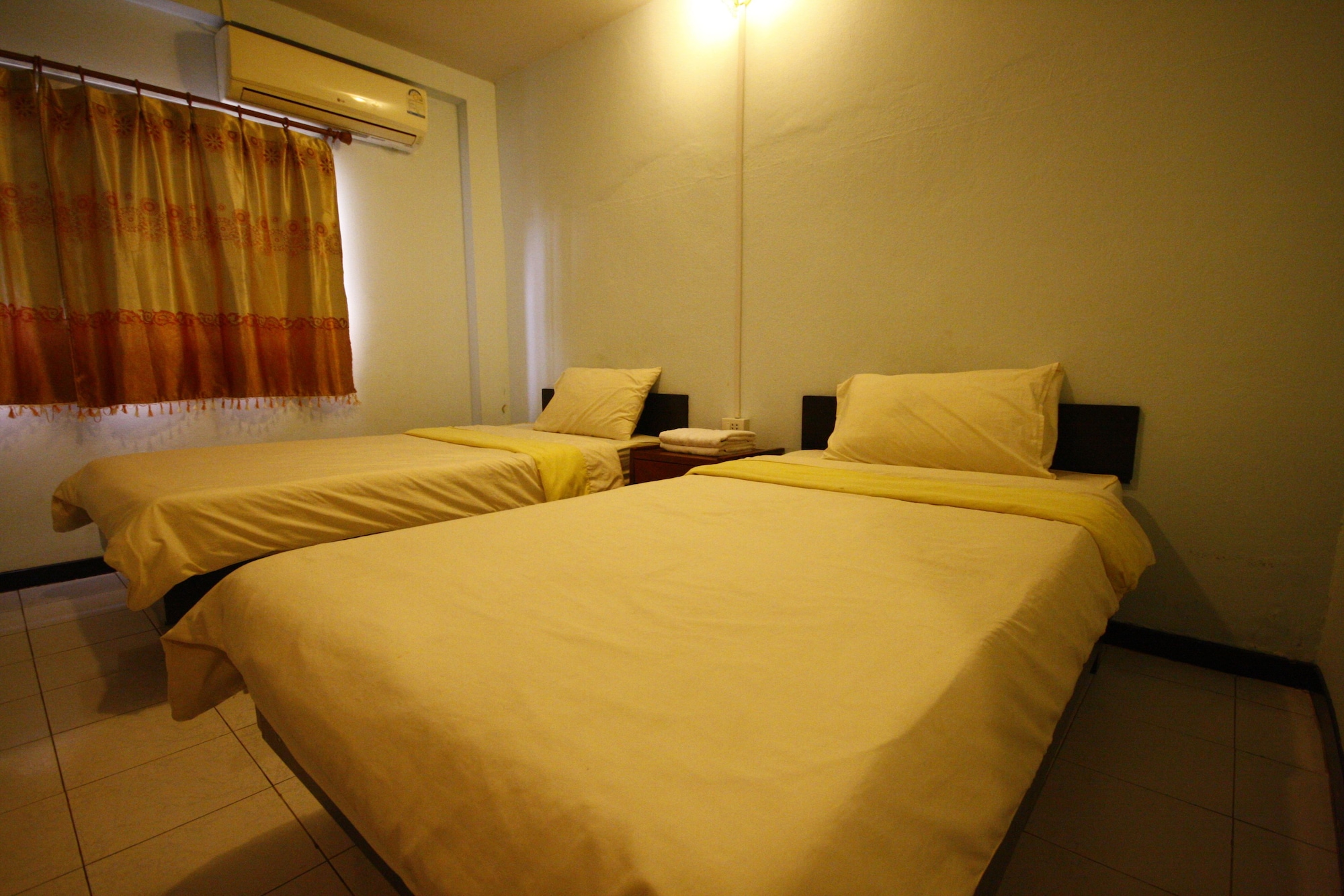 STANDARD, TWIN BEDS
