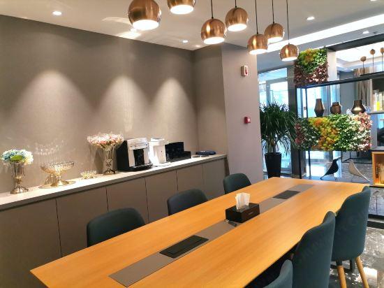 Home Inn Selected (Jinzhou Medical University Affiliated Hospital) 33/48