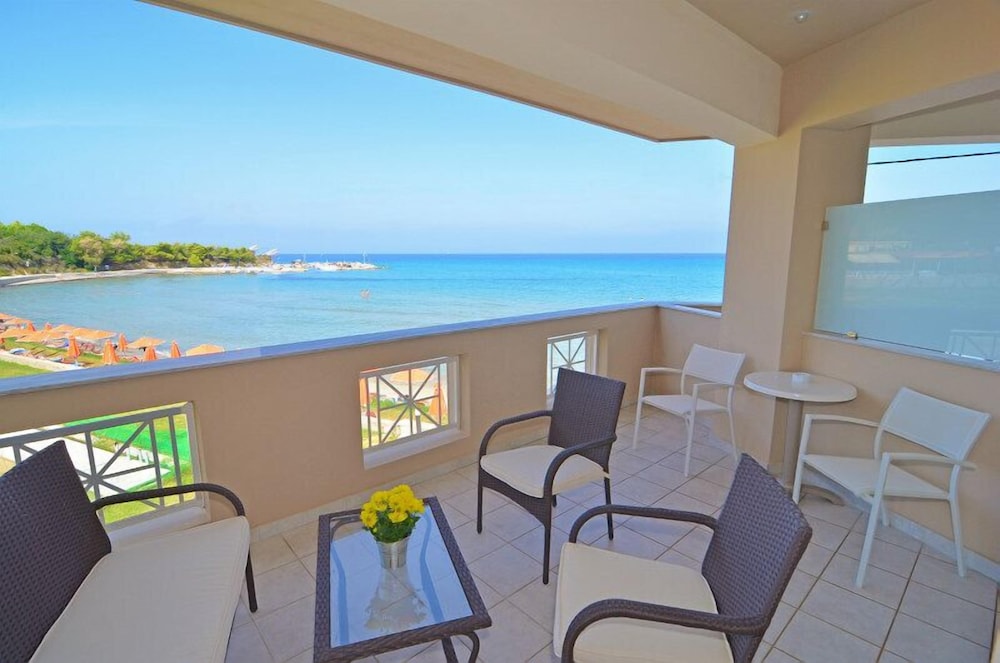 Al Mare Hotel 46/63