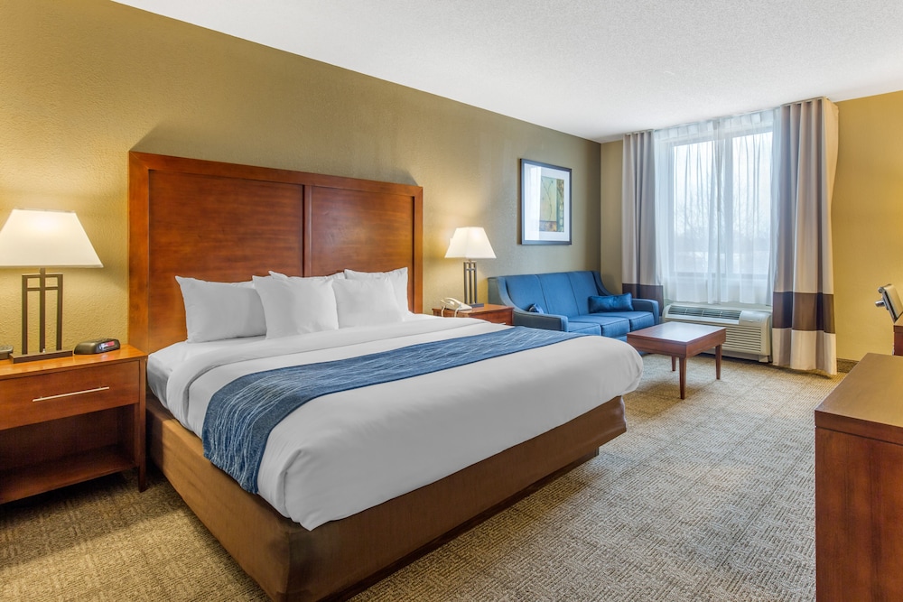 Comfort Inn Conference Center 9/35