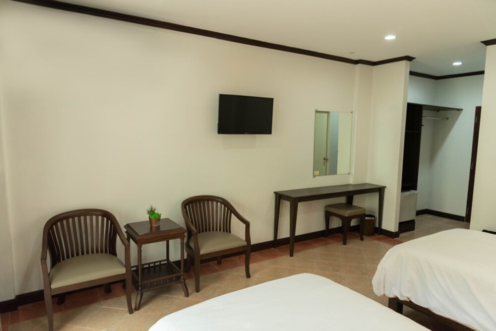 Park 38 Hotel 24/70