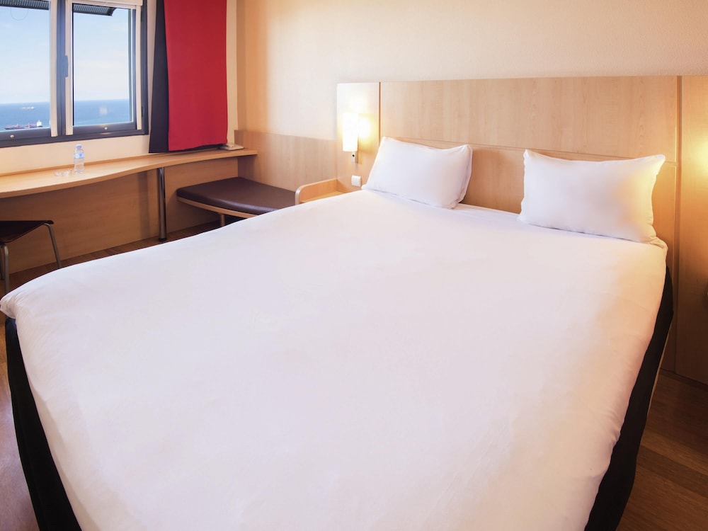 Ibis Oran Les Falaises 8/48