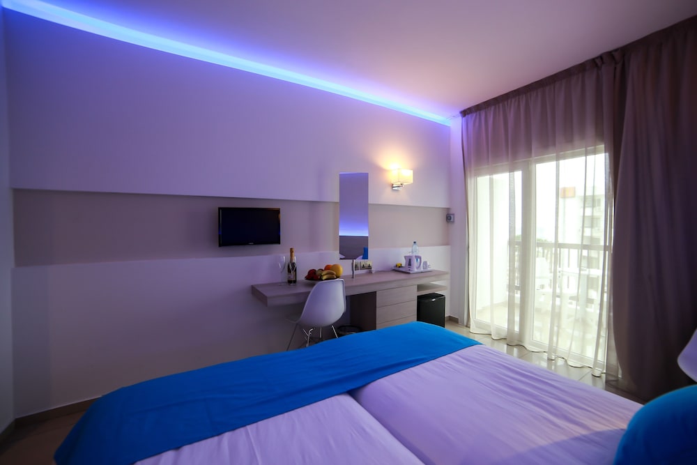 Les Palmiers Beach Hotel 13/69