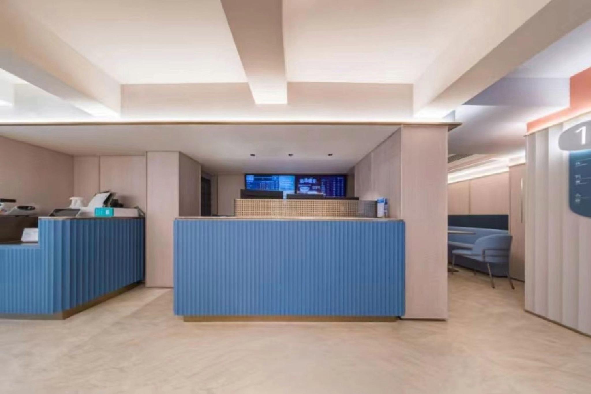 Hanting Hotel (Fuzhou Sanfang Qixiang Dongjiekou Metro Station) 4/28