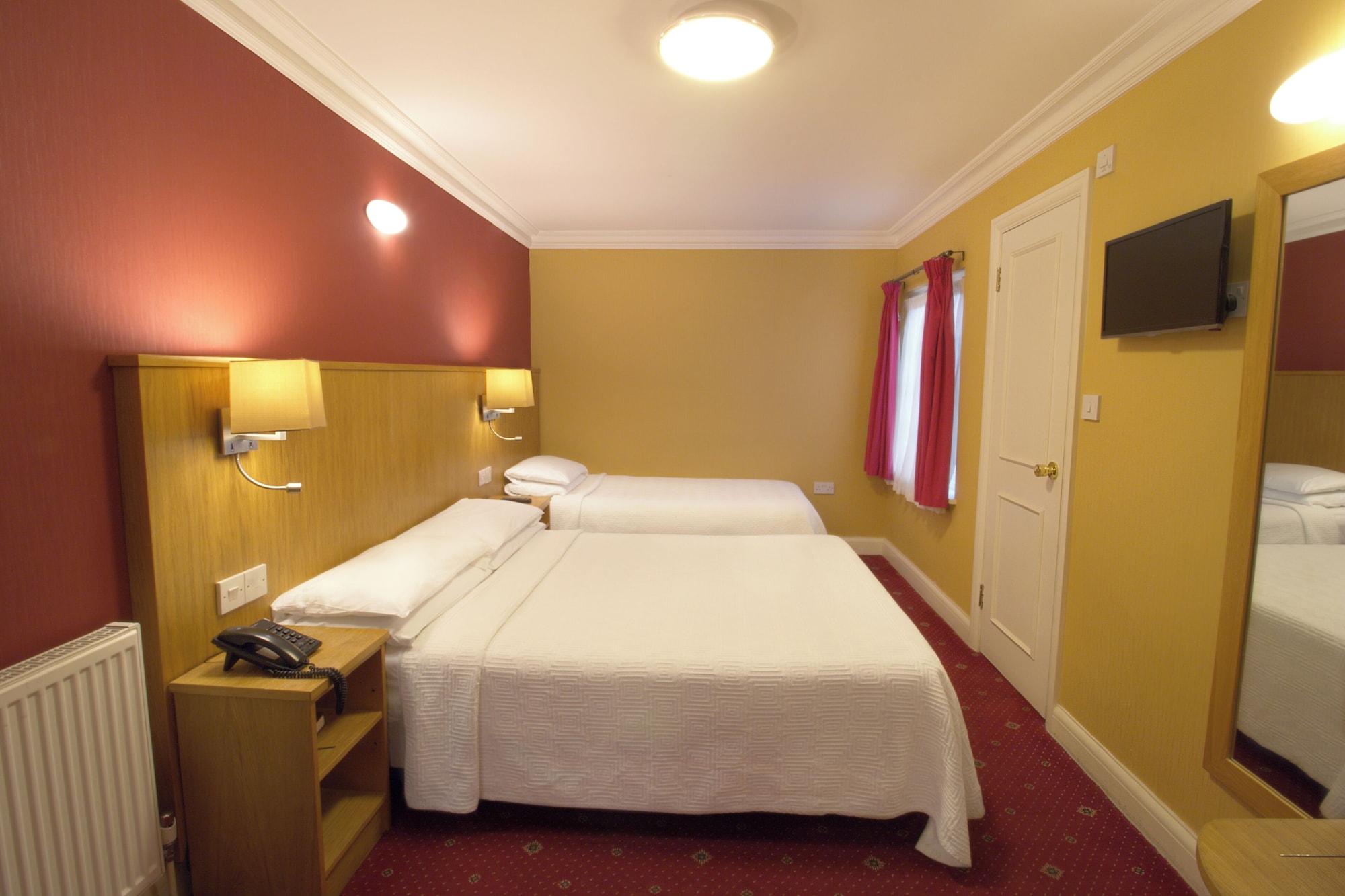 ROOM, TRIPLE