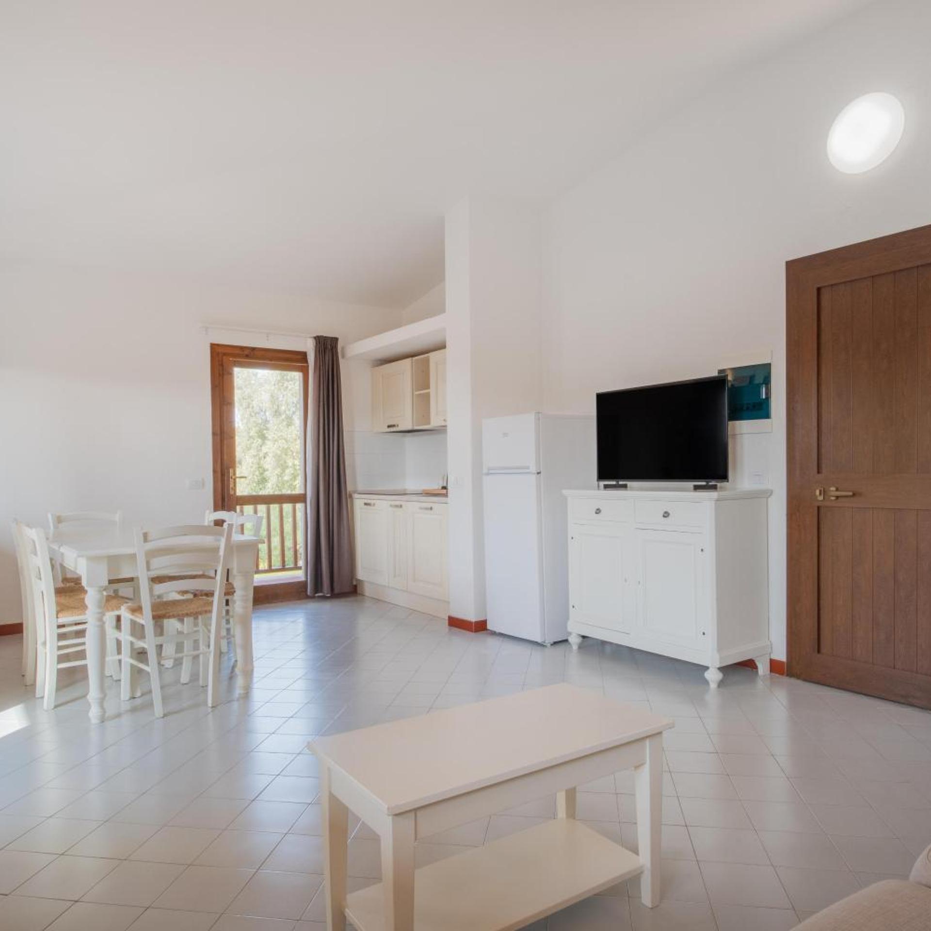 Ahr Costa Serena Village 24/50