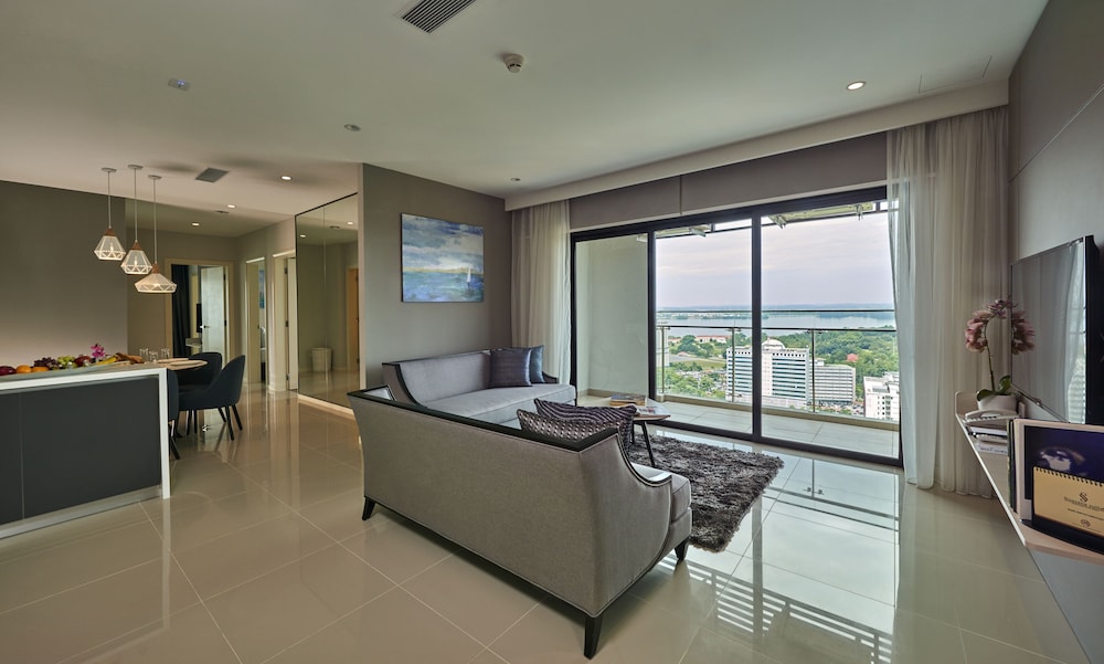 Shama Suasana Johor Bahru 18/50