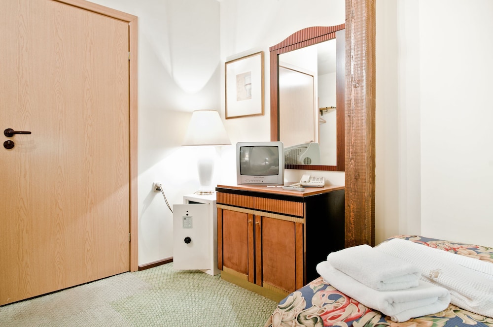 Aparthotel Miodosytnia 17/54