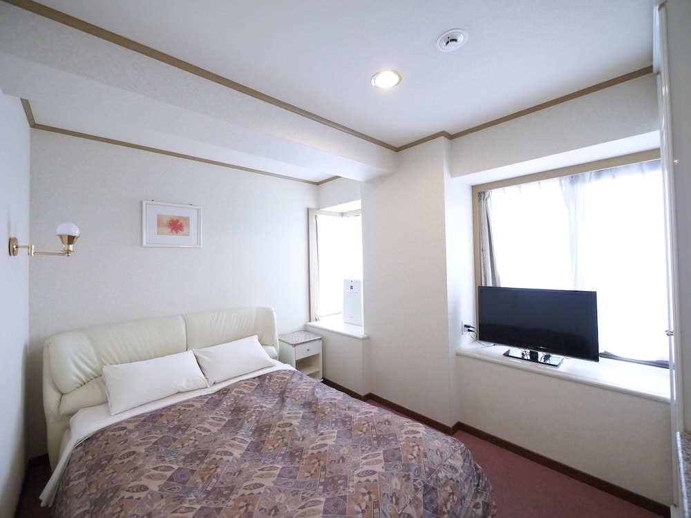 U Community Hotel 35/50