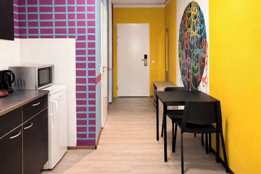 Amsterdam Teleport Hotel 46/74