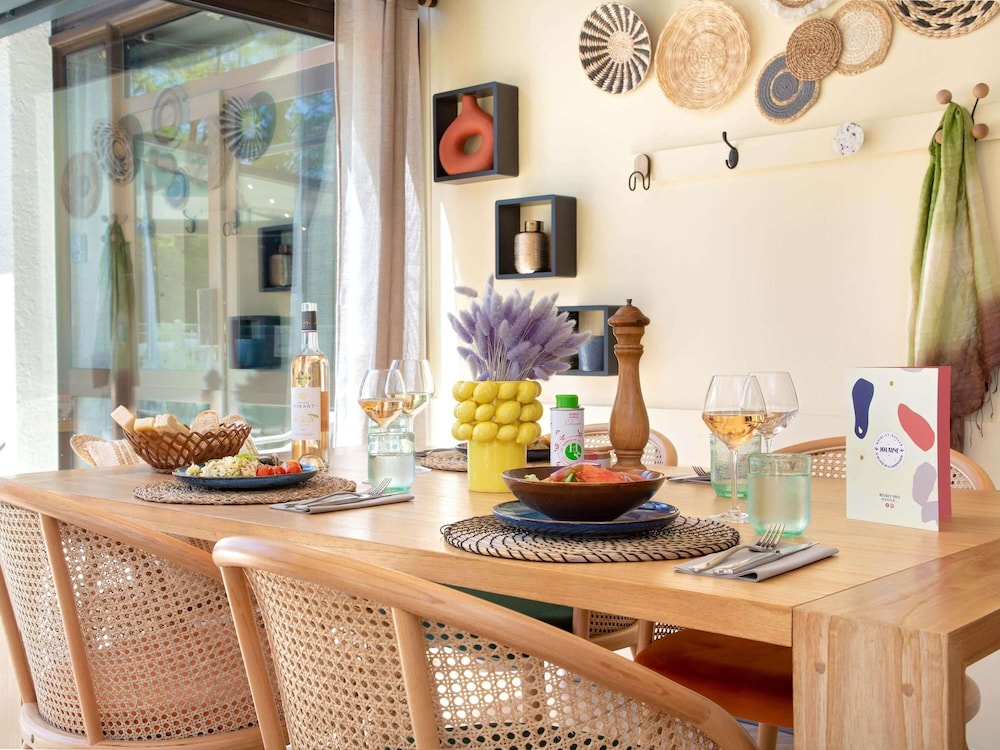 Ibis Salon De Provence Sud 37/61