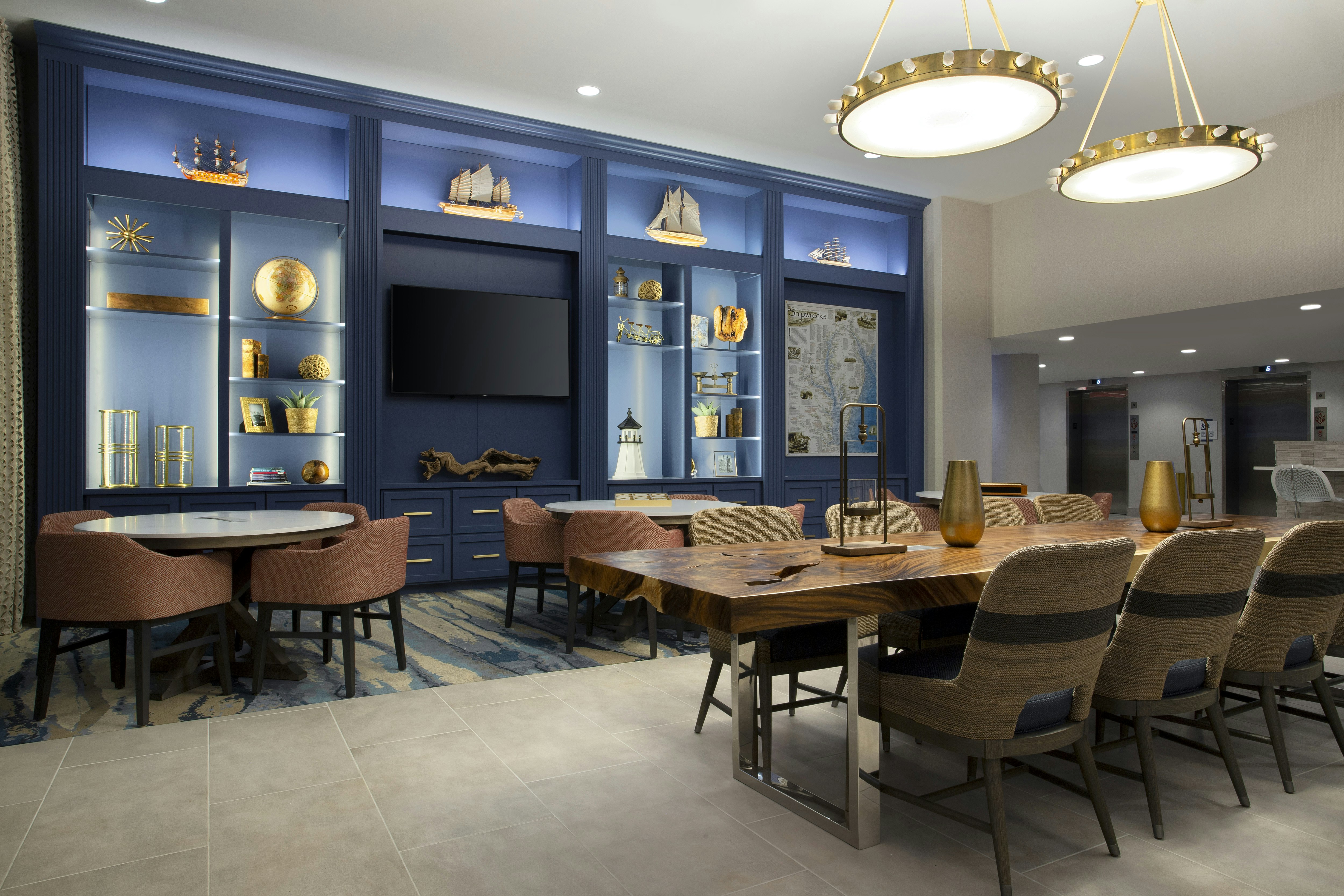 Fenwick Shores, Tapestry Collection by Hilton 53/57