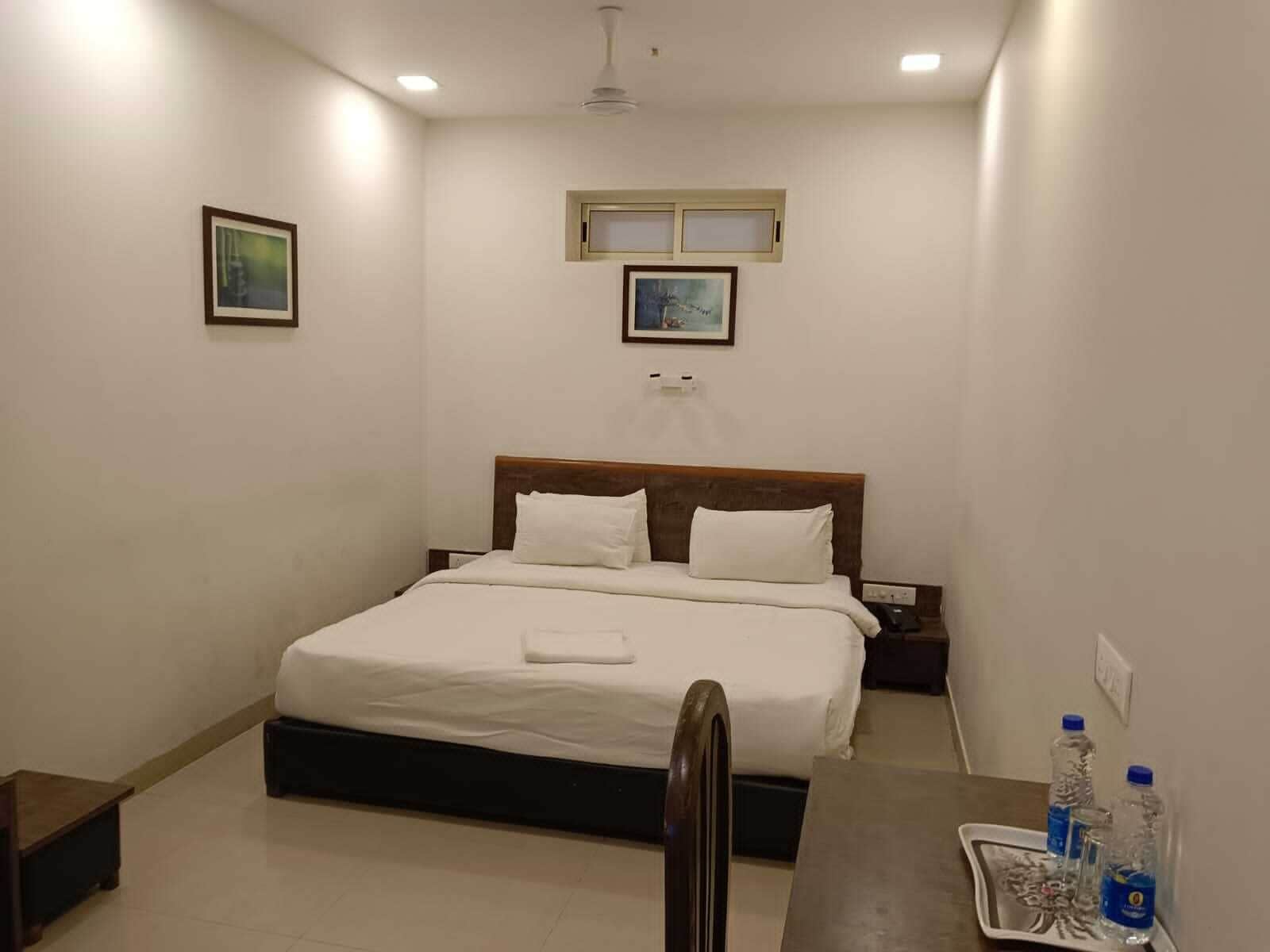 BASIC, DOUBLE BED